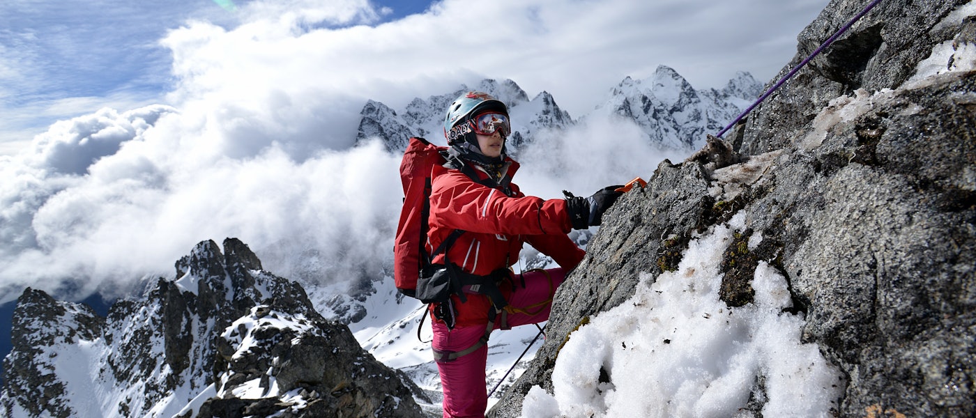 知名登山作家推薦10款攀登世界高峰必備好物		