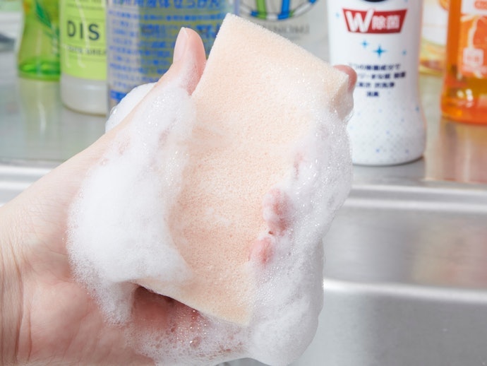 起泡力與沖洗容易度攸關洗碗精的用量節約