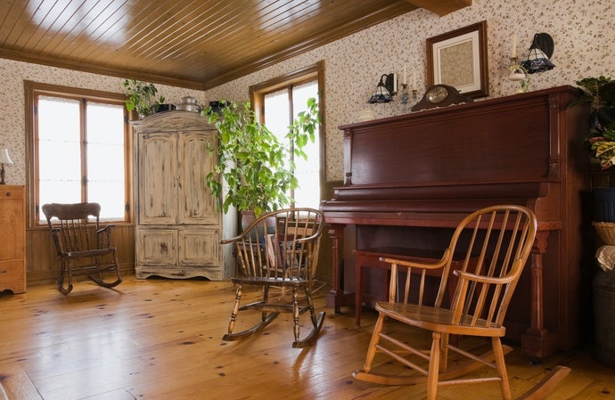 木製：可為空間增添復古而溫暖的氣息