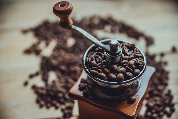 磨豆機：決定咖啡顆粒的粗細大小