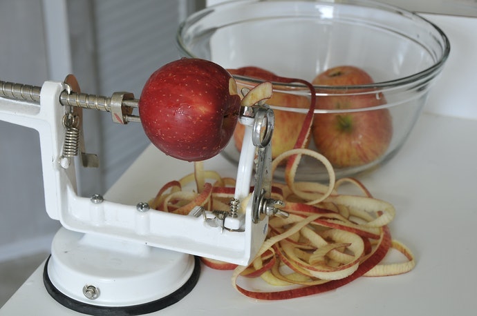 金屬製削蘋果機：切片、去芯多功能