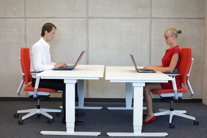辦公椅型：可用於工作或課業學習