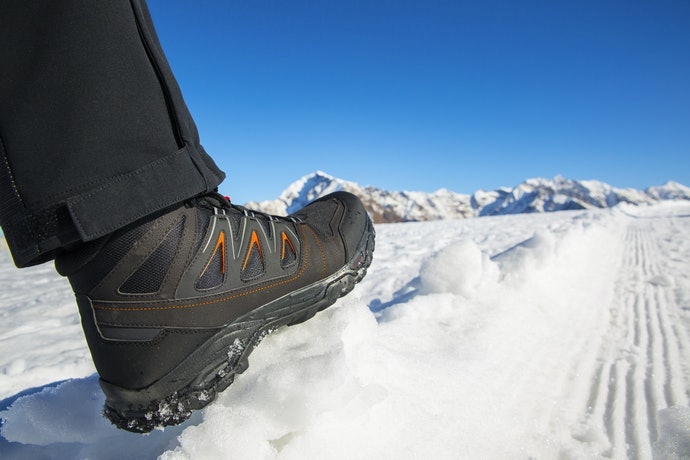 挑戰嚴峻的雪地攀登，建議選擇「Alpine高山靴」