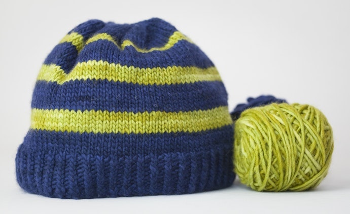 適合秋冬使用：防寒的羊毛或壓克力纖維