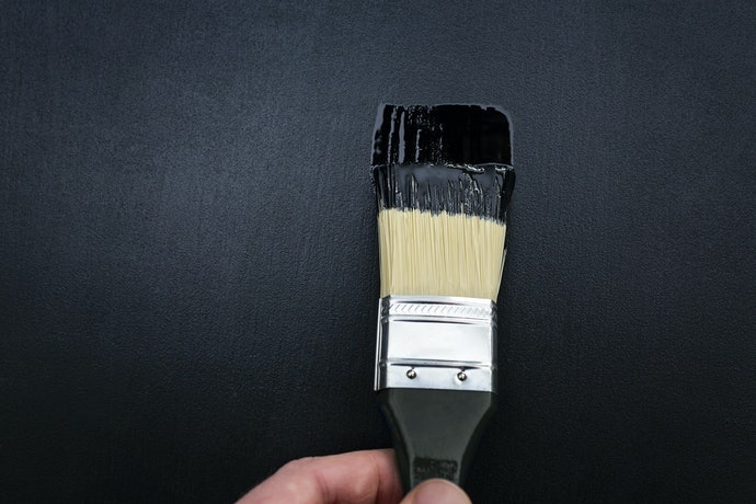 厚毛刷：黏度高的塗料也能順利塗好