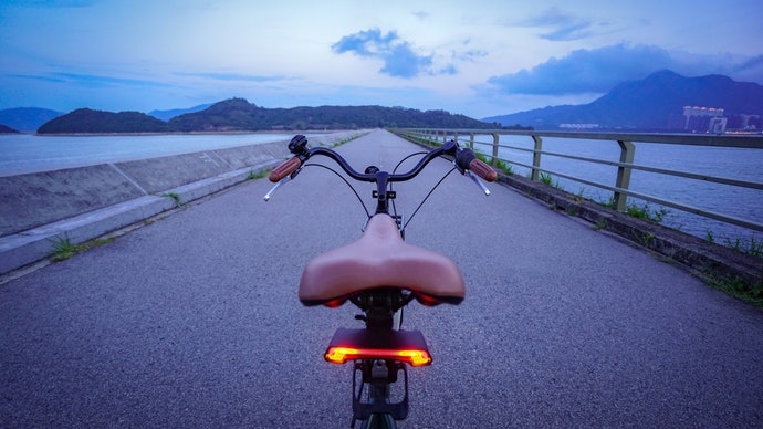 為什麼需要安裝自行車尾燈？