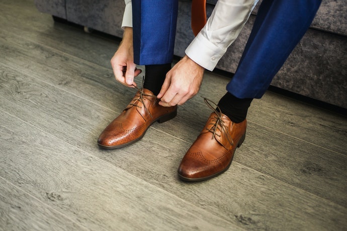 石紋花樣鞋帶：又稱為編織鞋帶，擁有良好的耐震性