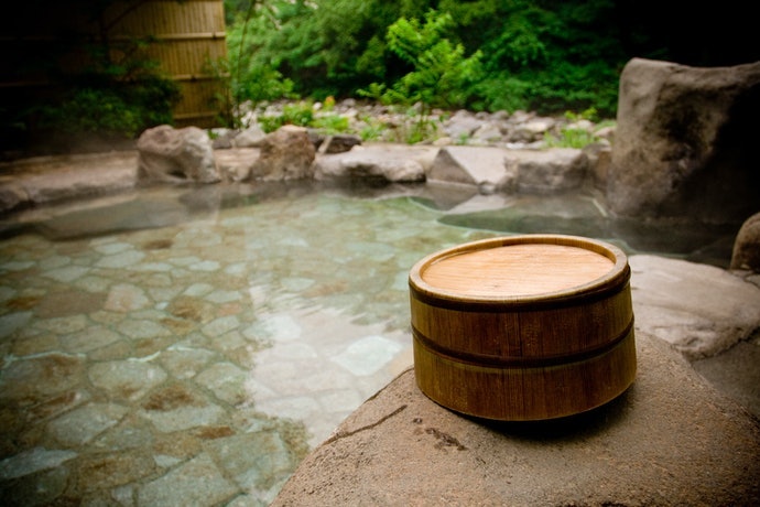 包租溫泉或房內附浴池的旅宿能悠閒泡湯