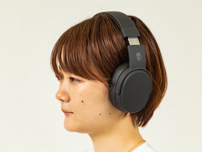 耳罩式：隔音效果、聆聽體驗皆優秀