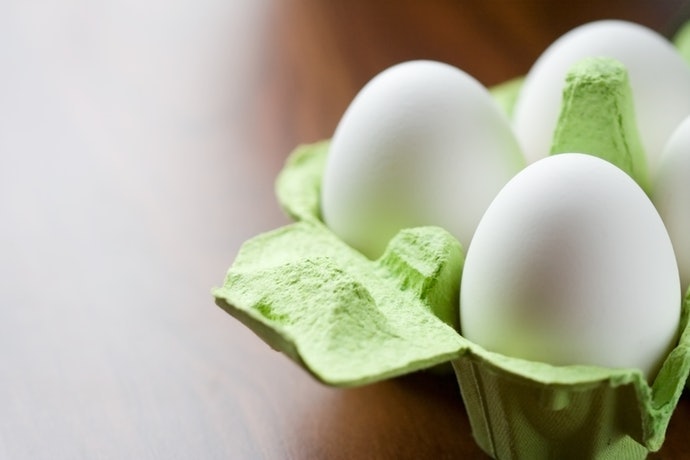 留意蛋框尺寸與雞蛋的大小是否吻合
